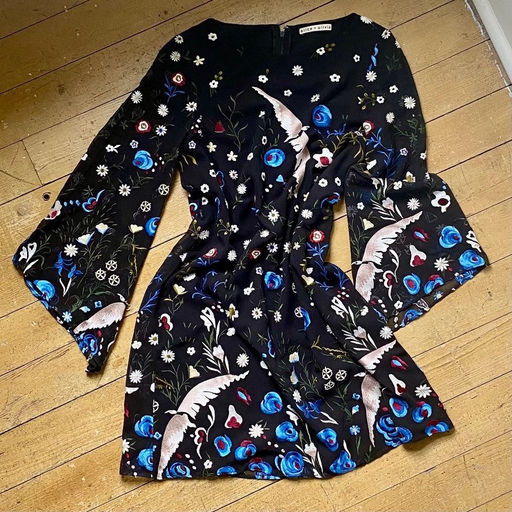 alice + olivia eleonora black silk dress
